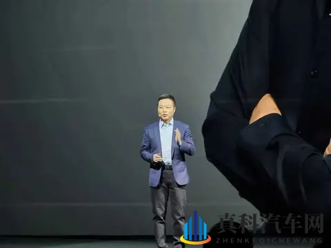 裸体 开腿羞羞游戏:驾驭未来,体验智能座舱舒适革命-3