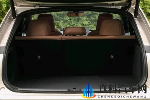 新特斯拉Model 3，23.55万元起，值得入手吗-1