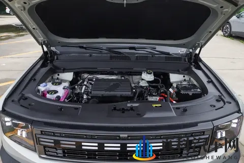 试驾捷途山海T1：全能家用SUV，买菜接娃、露营越野都能搞定-3