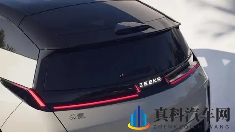 内饰升级 动力续航提升 新款极氪X迎上市-3