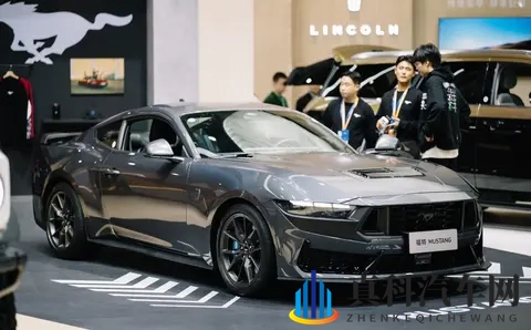 那些在进博会上会哭的车和不会说人话的机器人-2