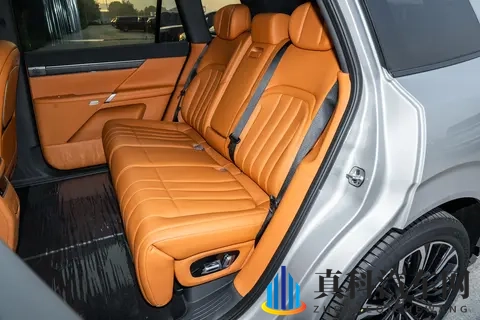 东风奕派eπ008增程超阔版五座:为全家出行打造的移动空间-2