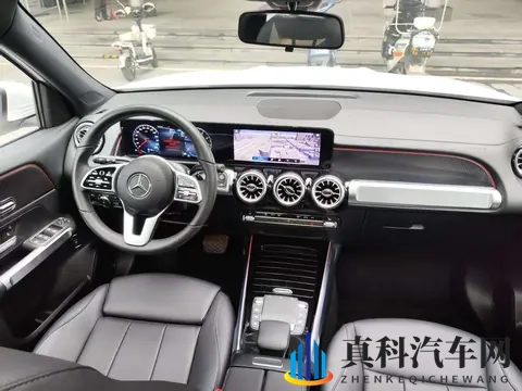 18万多拿下准新奔驰GLB,家用代步好选择?-3