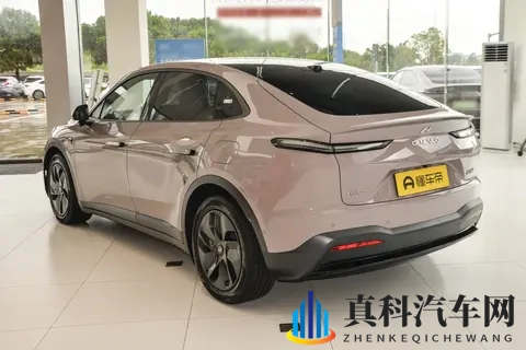 宋L，到底是SUV还是轿跑？-1