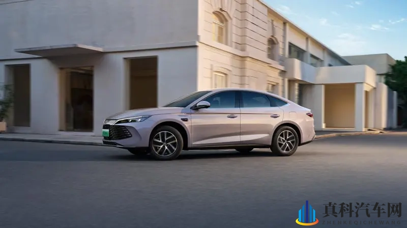 比亚迪秦L DM-i正式上市，纯电续航升至128km-1