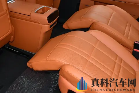 适合家用的六座SUV!大空间+低能耗,续航1032km-3