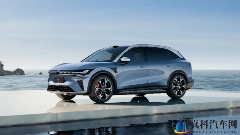 20 万级销冠焕新！极氪 7X 预售3款车型，值吗？-1