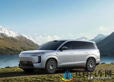 比亚迪到底行不行？销量跌了研发狂砸四百亿 这事儿真说不清-1