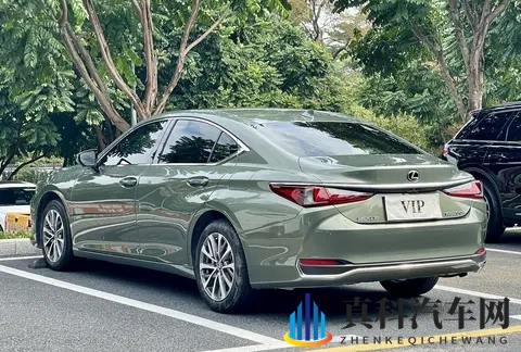 22年上牌雷克萨斯ES，4万公里，18万多带回家！-3