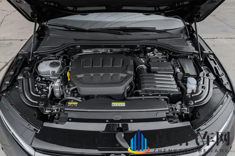 实体键回归 2026款全新大众迈腾实车亮相 现款1799万元起-1