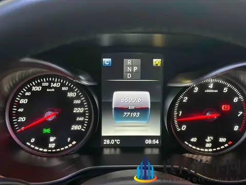 12万多拿下！7年奔驰GLC，一手黑武士SUV香不香？-3