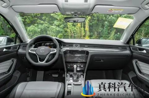 大众不得不放下尊严！迈腾直降62万元，一个月卖17613台-3