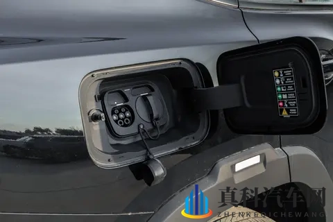 15万想兼顾通勤、露营与越野？捷途山海T1：这台方盒子SUV全搞定-2