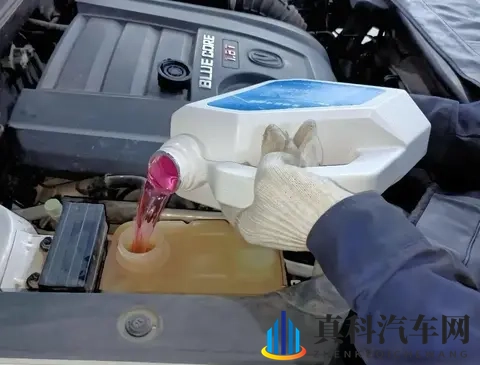 汽车防冻液什么时候更换?看这两个标准-3