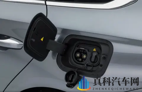 竞争比亚迪秦PLUS DM，优惠后688万起，在售7款怎么选-3