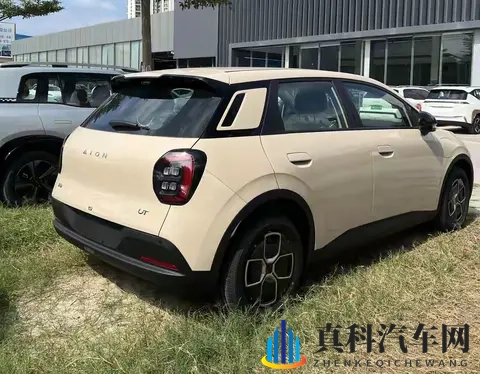 499万租+99秒换电！埃安UT super上市，直击代步车痛点-1