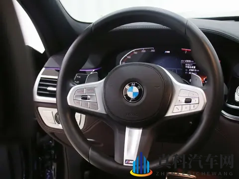 巨大根茎扶她3D：3D动画展现奇特根茎扶持奇观-3