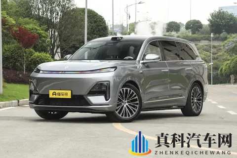 6 座 SUV 品质新选:深蓝 S09 2025 款四驱 Ultra + 高定版全面解读-3