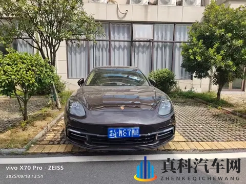 50多万拿下行政级座驾,二手保时捷Panamera香不香?-1