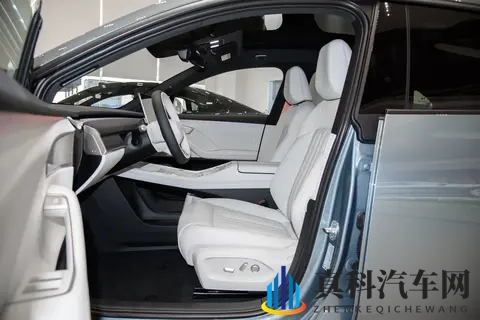 传祺向往M8宗师上市 限时补贴价24.99万元起-1