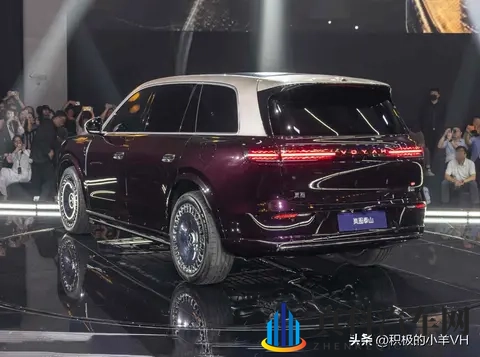 岚图泰山来了,华为技术上车,家庭用户要换车了-1