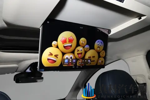 26款岚图梦想家增配又降价，30万多买MPV值吗？-2