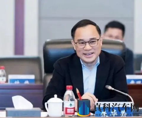 朱华荣卸任长安福特董事长 赵非接任-1