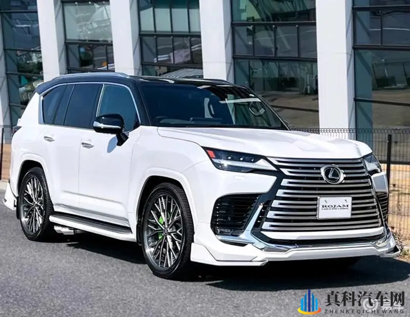 新款雷克萨斯LX：豪华SUV的优雅气质，实车首曝-1
