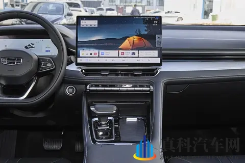 全新东方曜来了，把中国传统文化融入燃油轿车，实力能打吗？-2