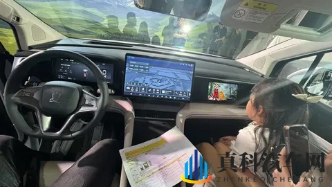 指导售价2068万元起！2026款比亚迪夏正式上市-1