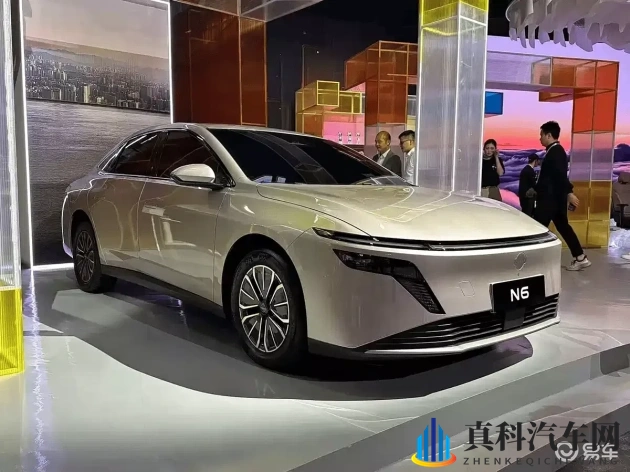 《杨玉环艳史》三级：新能源汽车崛起，汽车文化新风尚-1