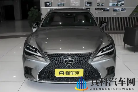 选车丨四种车型配置,雷克萨斯LS应该怎么选?全方面分析评测!-1