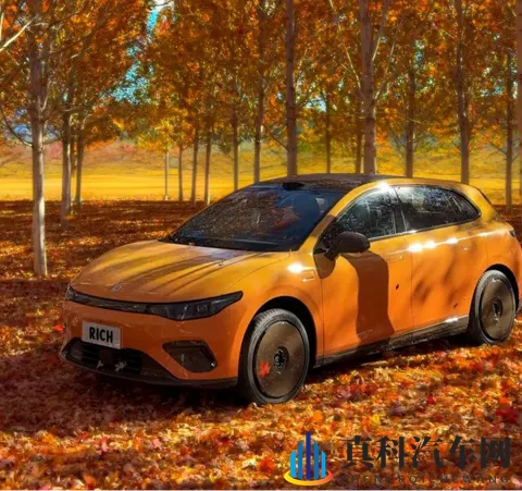 零跑 Lafa5：年轻人的大玩具-1