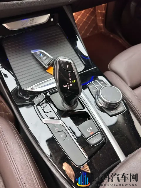 20款宝马X3,56万公里一手车,188万带回家!-3
