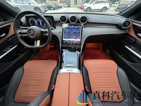 23年一手奔驰C级：20万出头，豪华座驾轻松拥有？-3