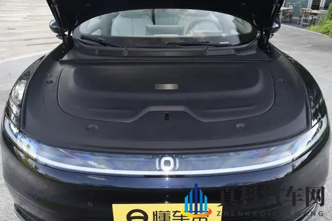 梅赛德斯-奔驰全新概念车Vision Iconic发布-1