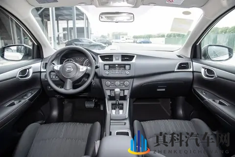 8万预算买燃油轿车，能看的就这三款-2