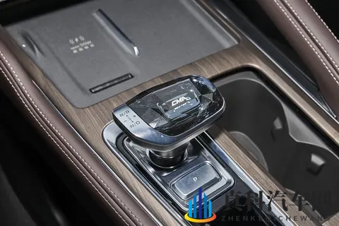 新能源车能替代燃油车？开过星越L再看合资，就明白了-1