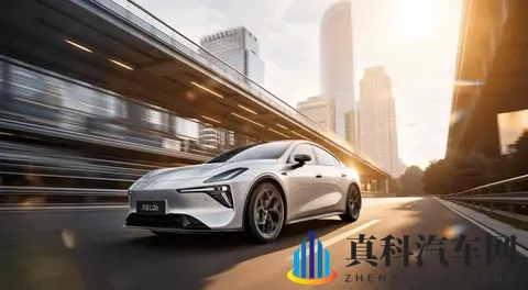 深蓝L06预售,价格打穿15万,技术却冲进30万区间-1