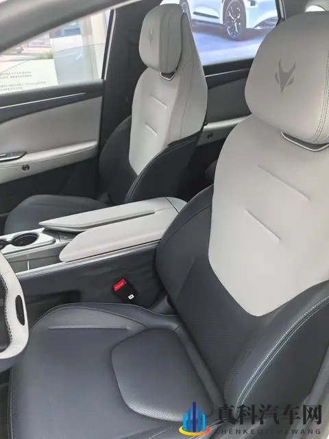 香港猥琐男kk折磨国模:香港男子对国模施暴,道德沦丧令人愤慨-2