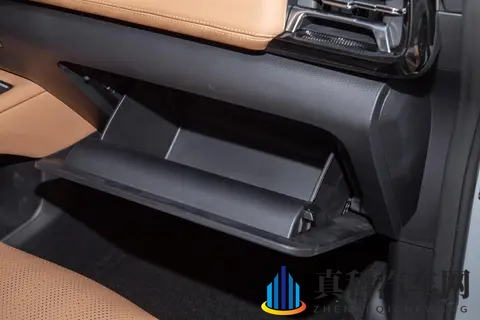 10万级MPV新选项！五菱星光730，家用大7座好开又好坐-2