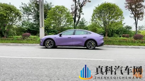 深蓝L06开起来咋样,法拉利同款磁流变悬架,真那么厉害吗-2