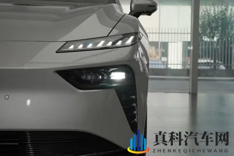 体验eπ007+：37秒破百+激光雷达，这回15万级轿车卷到头了？-2