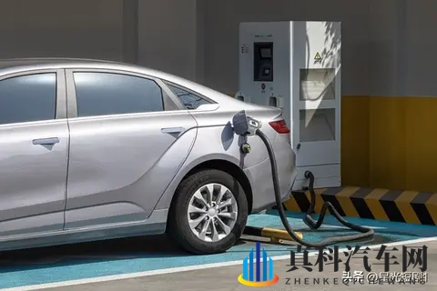 中国固态电池引爆能源革命能量密度720Wh_kg电动车续航将破千公里-3