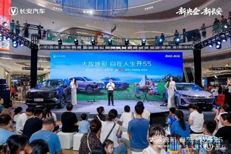 长安双车实测:要省油选逸动,要智能冲CS55 PLUS-1