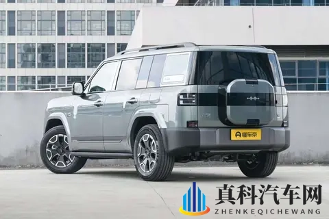 方程豹钛7四驱Max版深度体验：科技大空间SUV的务实之选-1