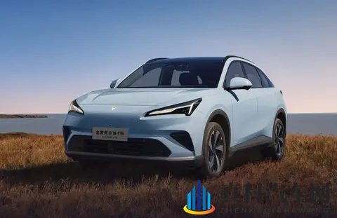 新款极狐阿尔法T5上市：增程、纯电可选，主打性价比-2