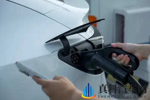 中国电动车充电枪超1800万把，够用了吗？-1