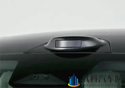 激光雷达+磁流变悬架+后驱底盘,豪华配置,深蓝L06 1399万起超值-3