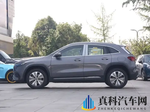 奔驰纯电SUV成“价格屠夫”，售价下探至146万起，纯电续航619Km-2